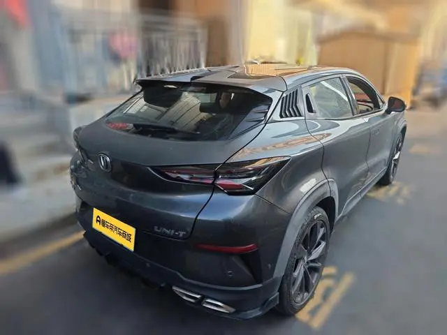 Changan Changan UNI-T 1.5T flagship type