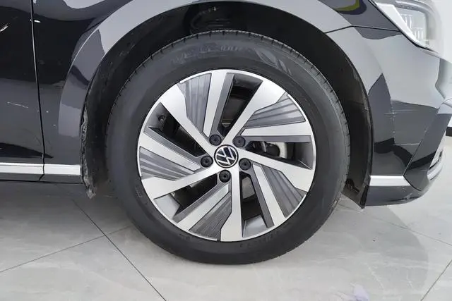 Volkswagen Magotan GTE Luxury