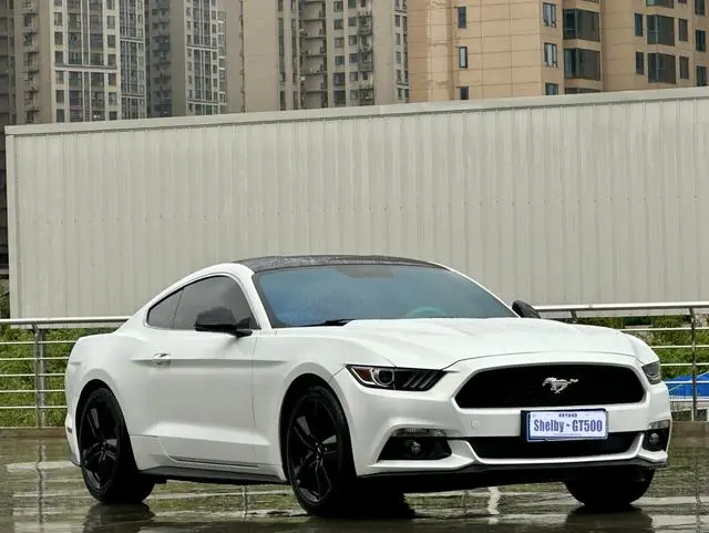 Ford Mustang 2.3T Performance Version