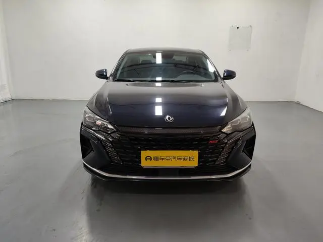 Dongfeng Fengshen Yi Hyun MAX 1.5T Super Cool Trendy Dad Version