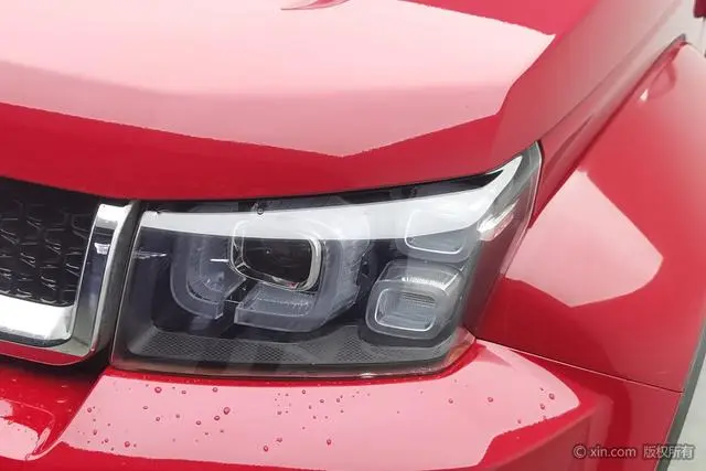 Beijing Beijing off-road BJ40 PLUS 2.3T manual four-wheel drive exclusive edition Country VI