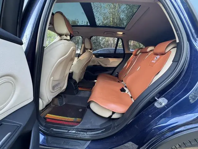BMW BMW X1 sDrive20Li Luxury