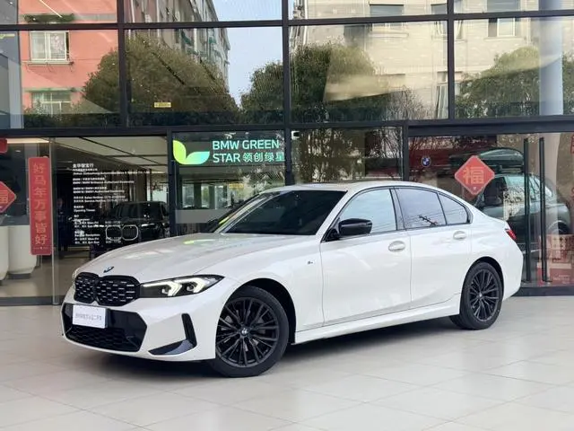 BMW BMW 3 Series 325i M Sports Yao Ye Suit