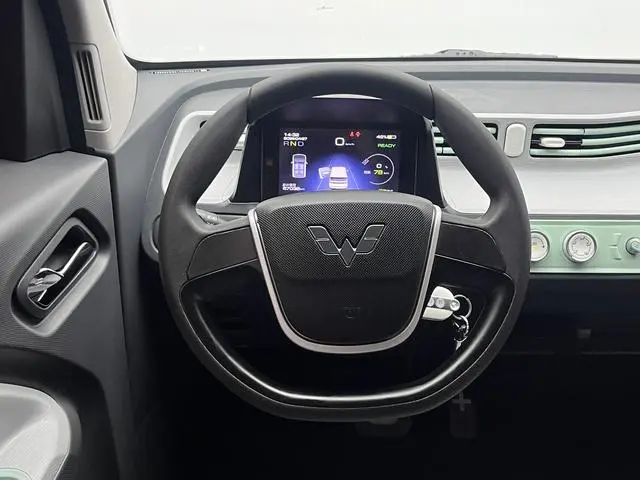 Wuling Wuling Hongguang MINIEV Macaron Premium Lithium Iron Phosphate