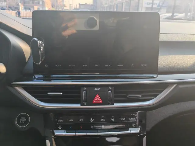 Kia Kia K3 1.5L CVT Smart Enjoy Internet Edition