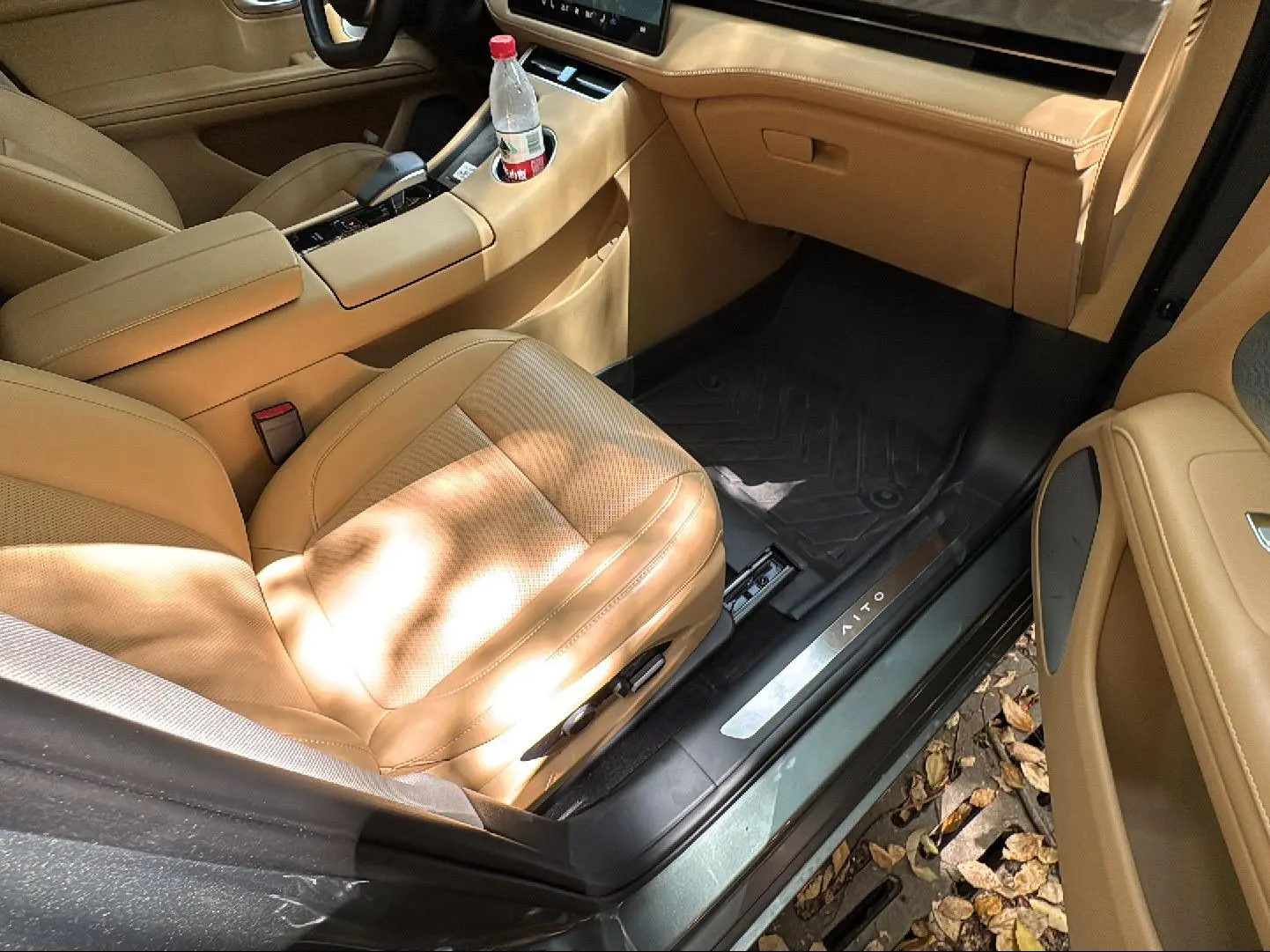 AITO Ask the world M5 Extended range rear drive standard edition