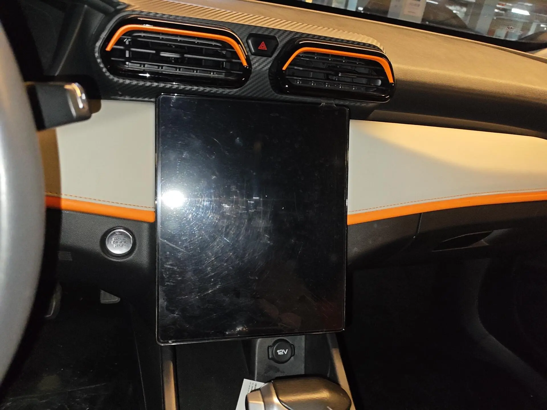 Dongfeng Fengshen Yi Hyun Mach version 1.5L automatic Wind Chasing version