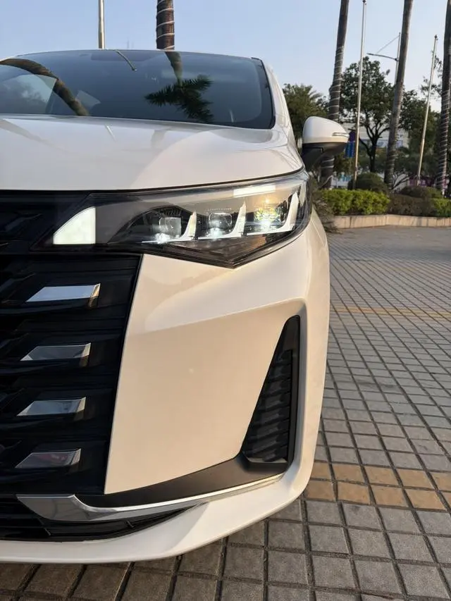 GAC Trumpchi M6 Pro 270T AT Deluxe Edition