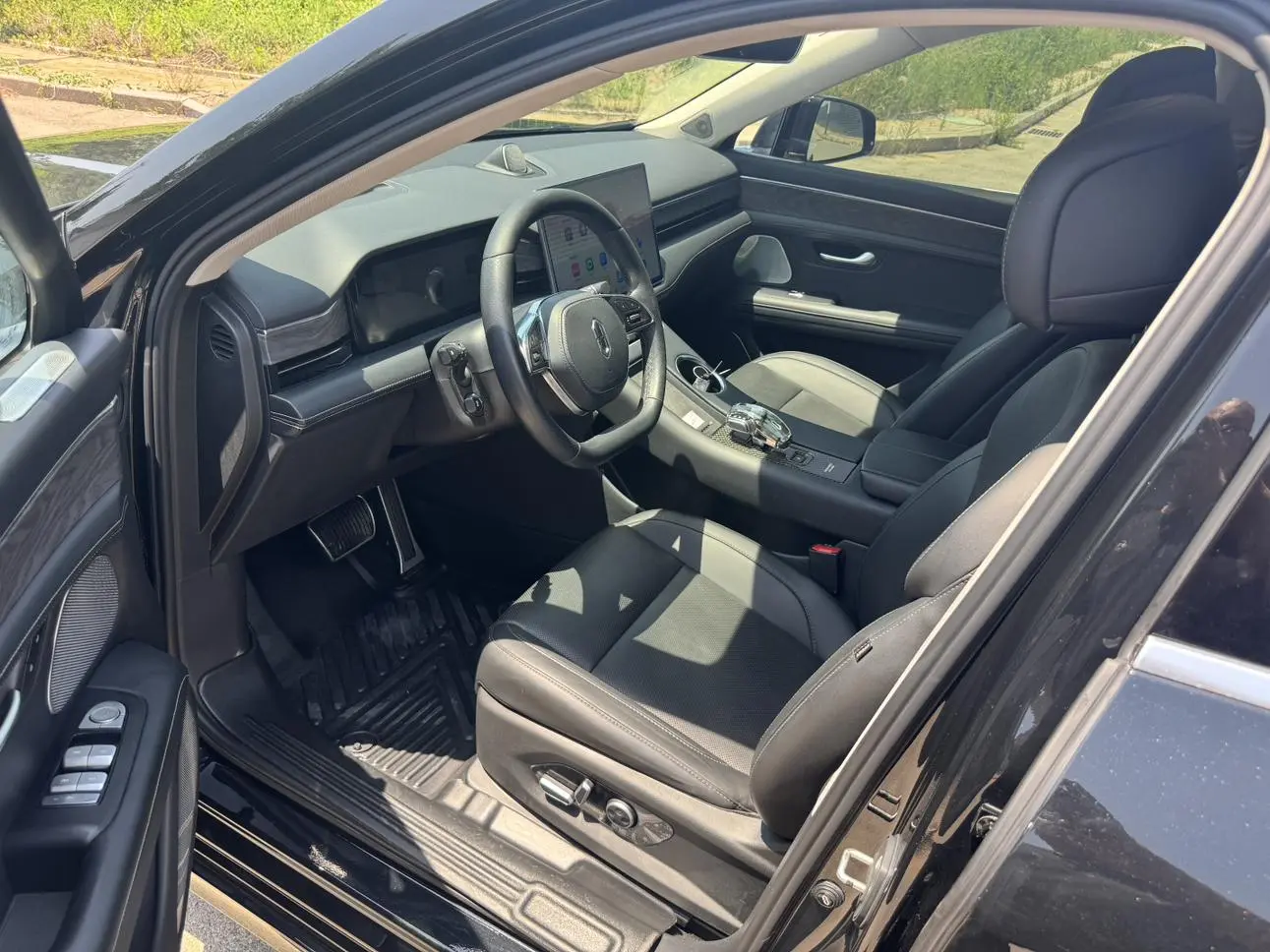 AITO Ask the world M5 Extended range four-wheel drive Ultimate edition