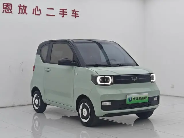 Wuling Wuling Hongguang MINIEV Macaron Premium Lithium Iron Phosphate