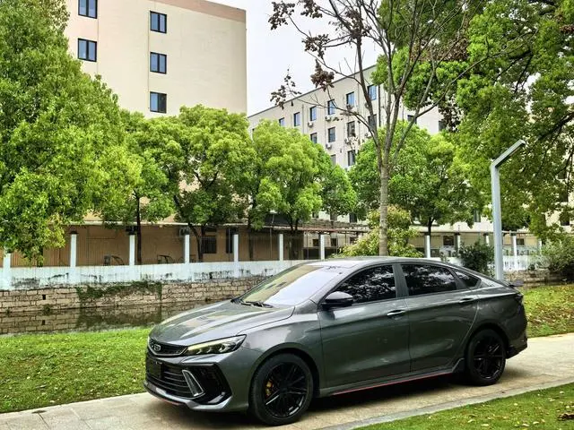 Geely Binrui Binrui COOL 1.5T DCT Thunder Edition
