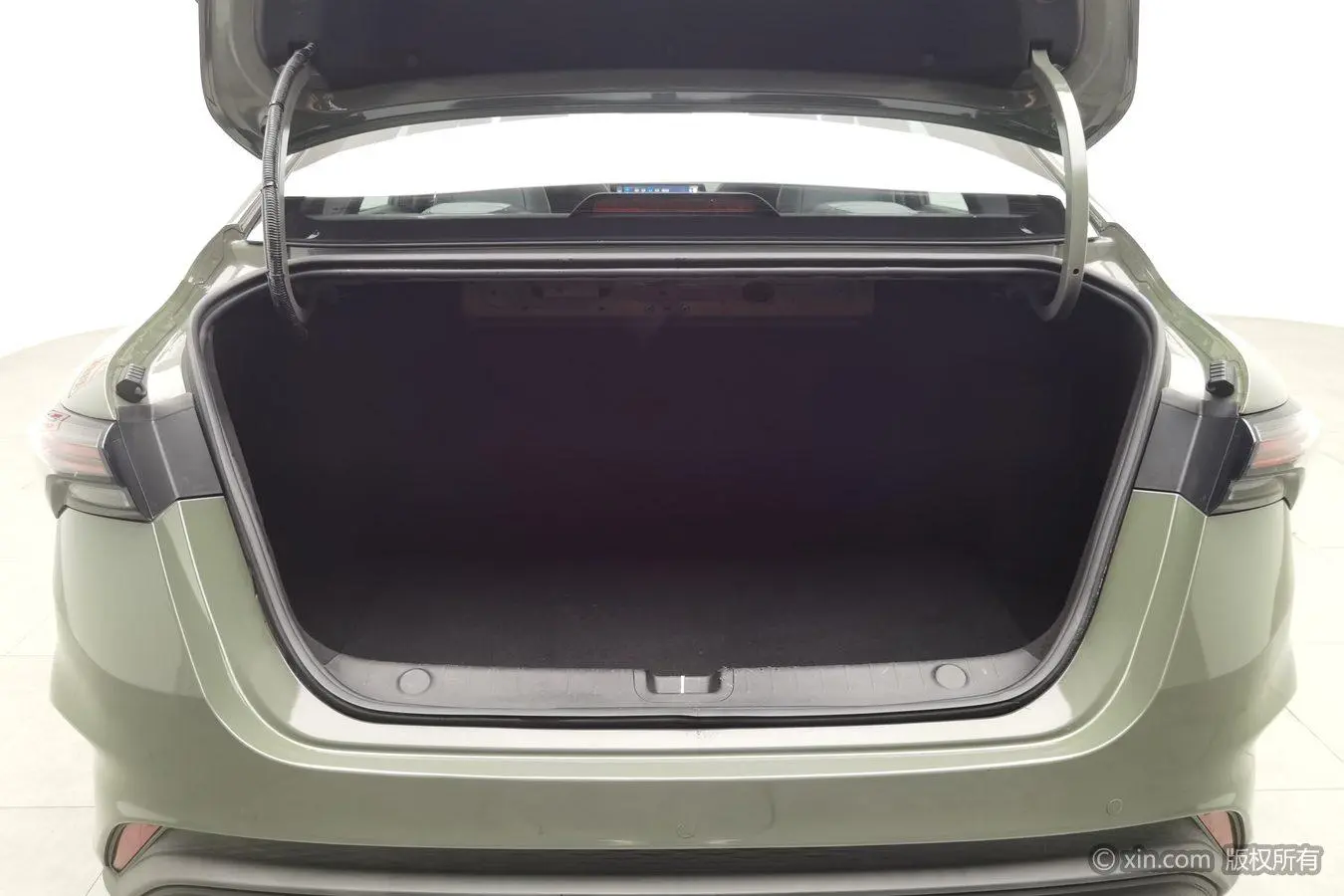 Geely Binrui Binrui COOL 1.5T DCT Thunder Edition