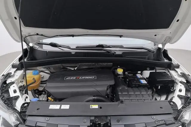 GAC Trumpchi GS4 235T manual two-wheel drive Luxury Million Commemorative Edition