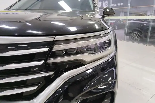 Roewe Roewe RX5 MAX 300TGI Automatic 4G Interconnection Deluxe Edition