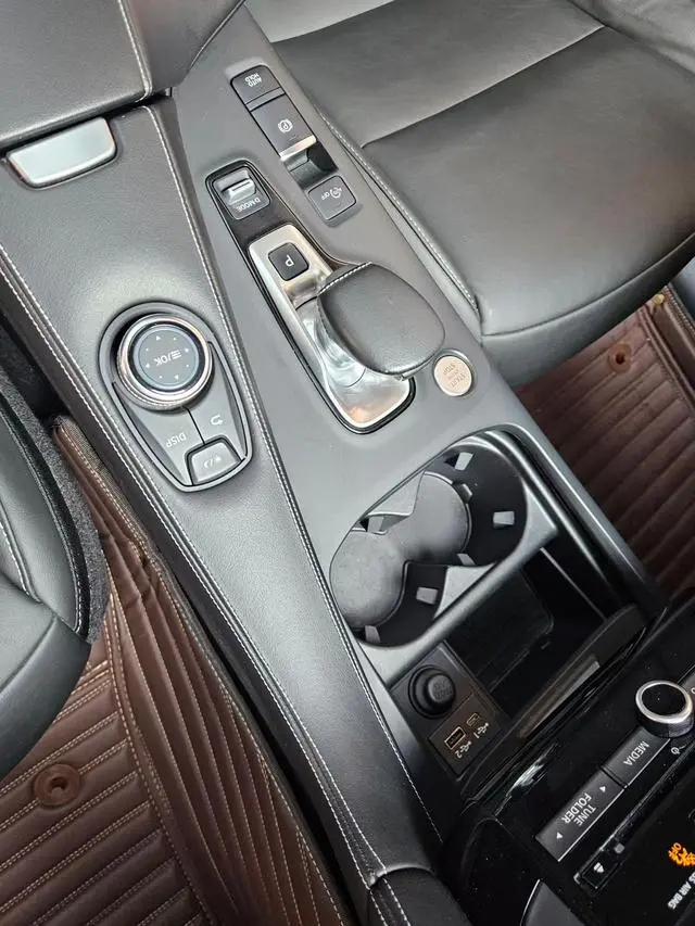 Infiniti Infiniti QX50 Facelift 2.0T two-wheel drive fashion version