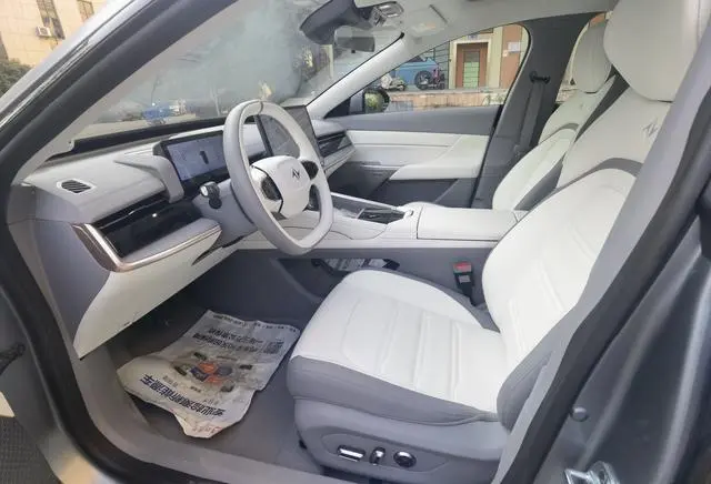 Dongfeng eπ eπ007 Pure electric 540 four-wheel drive Max version