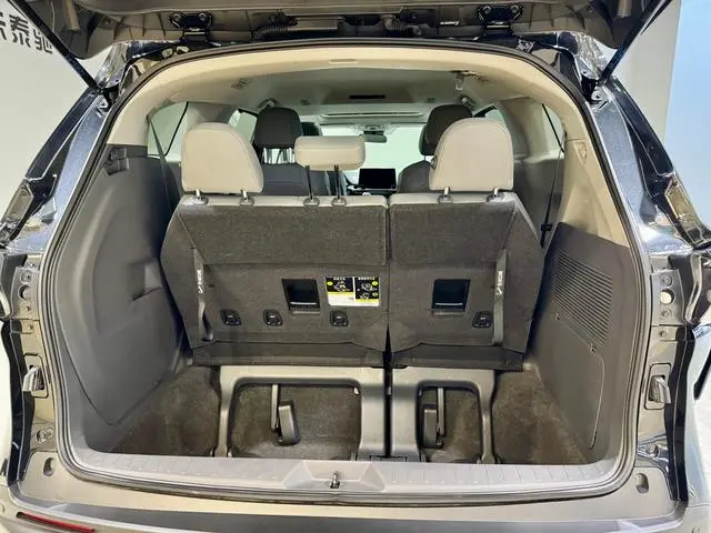 TOYOTA Grevia Smart electric hybrid dual engine 2.5L two-wheel drive comfort version