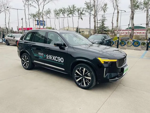 Volvo Volvo XC90 PHEV E-drive hybrid T8 Long battery life Zhizun Deluxe Edition 7 Seats