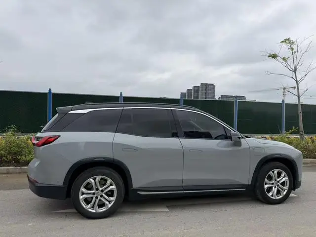 NIO NIO ES8 355KM benchmark version