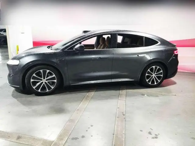 LUXEED Wisdom World R7 Pure electric 100kWh Max rear drive version