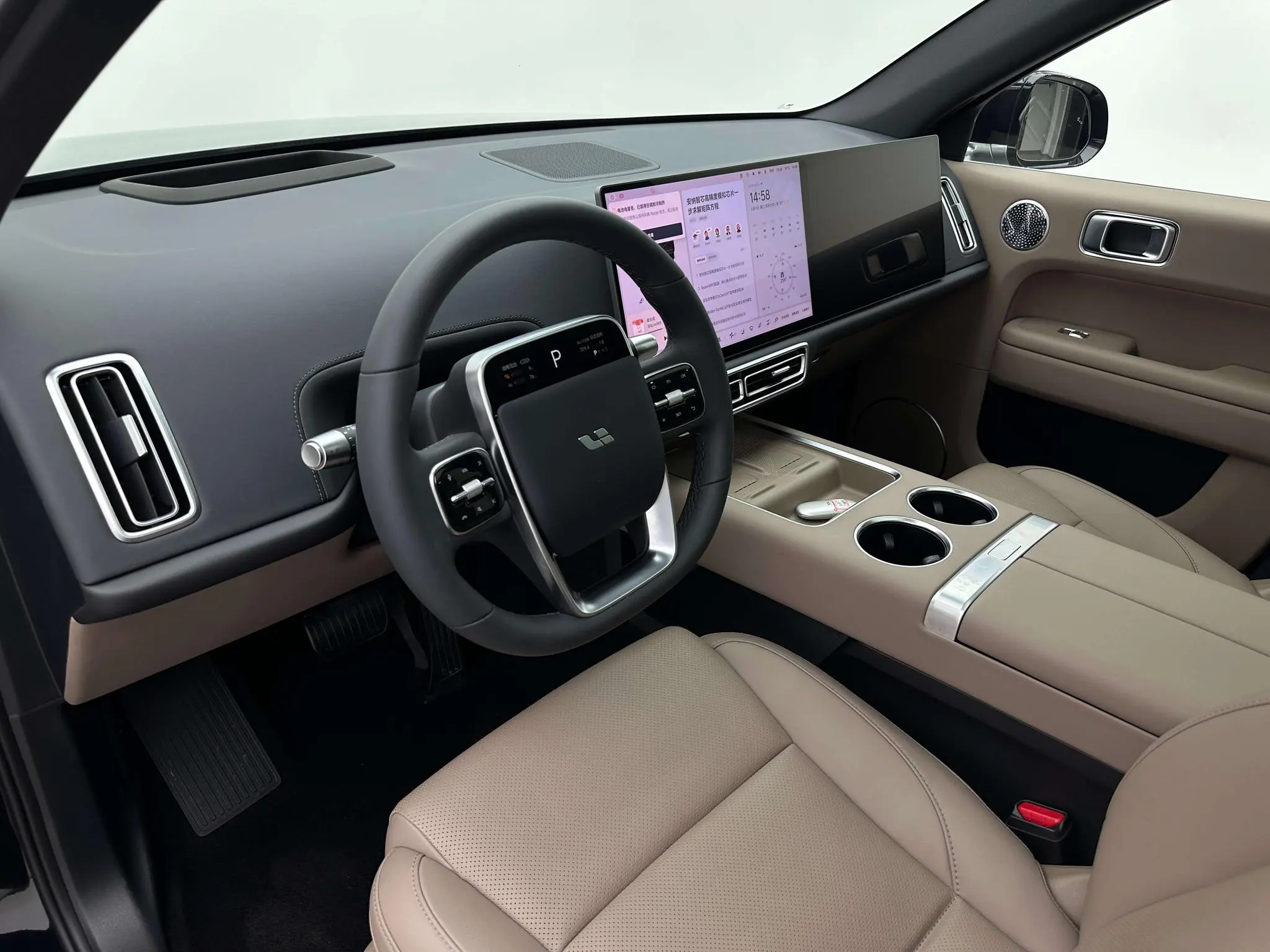 Li Auto Ideal L6 Max Smart new version
