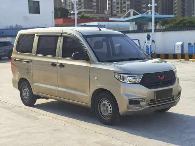 Wuling Wuling Hongguang V 1.5L manual power-up version