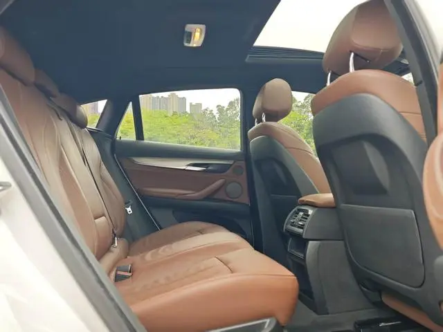 BMW BMW X6 xDrive35i M sports suit