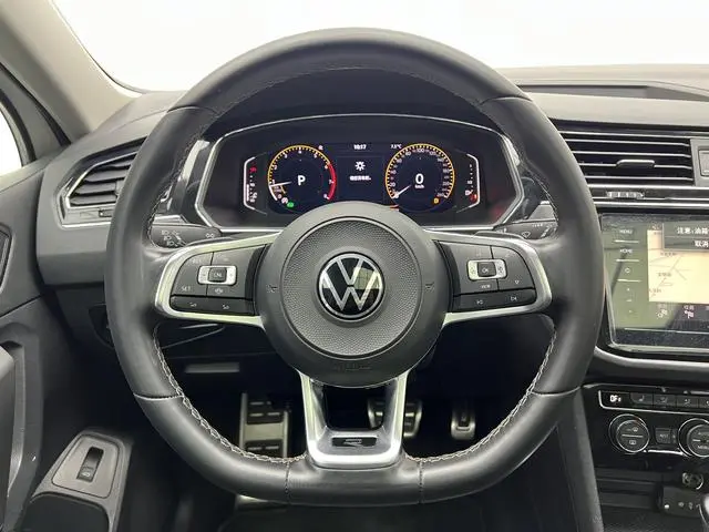 Volkswagen Tiguan L 330TSI automatic two-wheel drive R-Line Premium edition