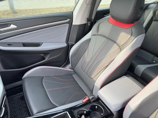Volkswagen Lingdu Lingdu L 280TSI DSG Dazzling Spicy Version