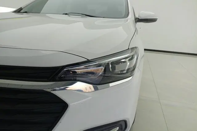 Chevrolet Cruze 320 Automatic Enjoy Edition