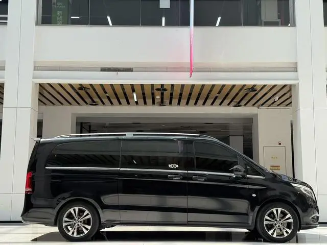 Mercedes-Benz Vito 2.0T Elite Edition 7 Seats