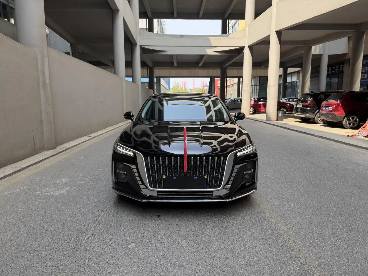 Hongqi Hongqi H5 1.5T DCT Zhilian Flag Rhyme Version