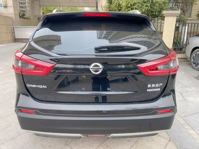 Nissan Qashqai 2.0L CVT Smart Edition