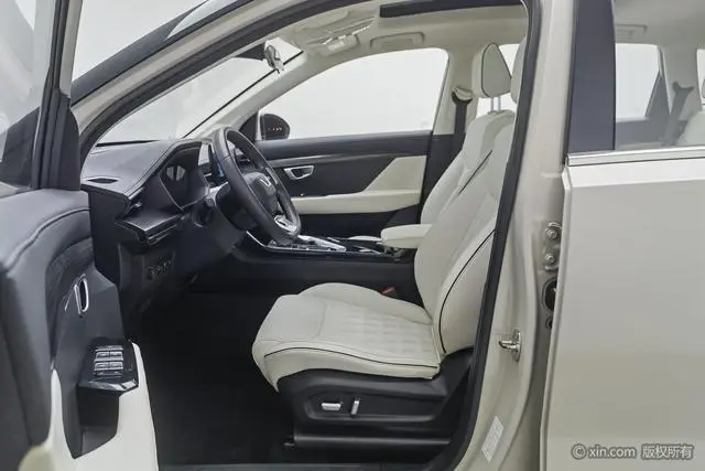Wuling Wuling Xingchen 1.5T automatic star Obsidian version