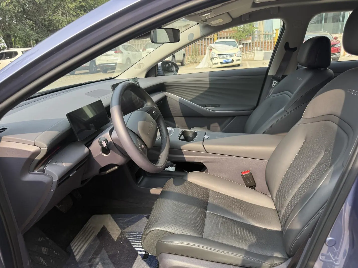Nissan Nissan N6 180 Max