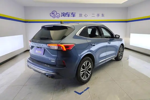 Ford Ruiji EcoBoost 245 four-wheel drive Jiaxiang model