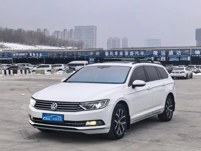 Volkswagen Wei Lan 380TSI two-wheel drive comfort version