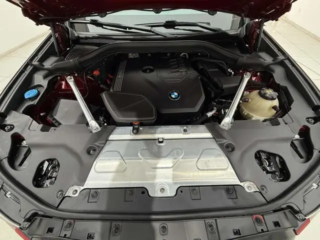 BMW BMW X4 xDrive25i M Sports Yao Ye Suit