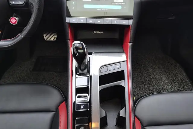 MG MG6 1.5T Automatic Trophy Smart Driving Ultimate Edition