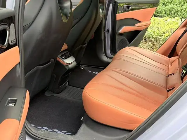 BYD seal 650 long battery life version