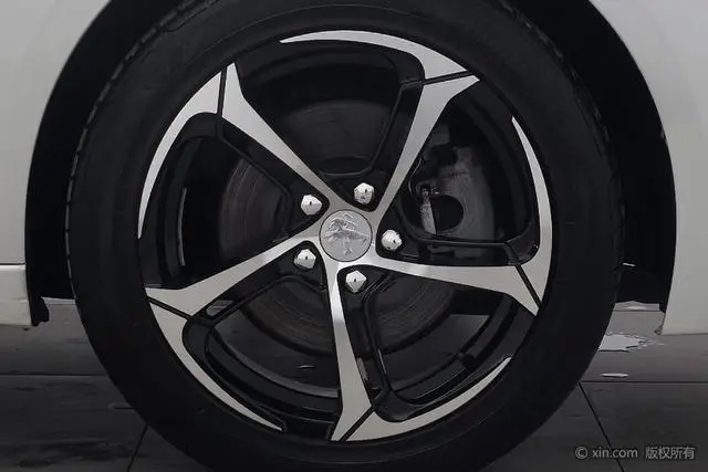 Peugeot Peugeot 408 1.6T Automatic Deluxe Edition