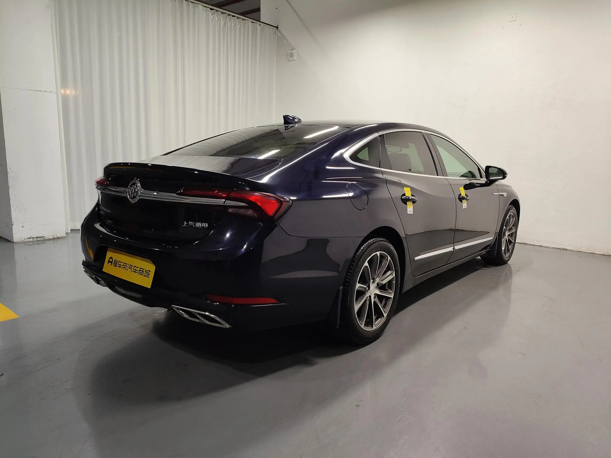 Buick Lacrosse 652T luxury