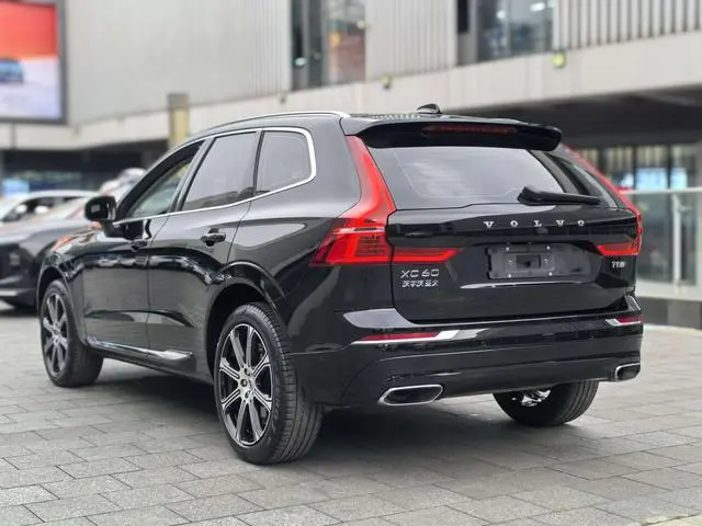 Volvo Volvo XC60 PHEV T8 E-drive Hybrid Zhizun Deluxe Edition Country V