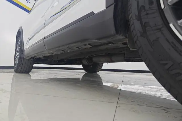 Chery Fulwin Tiggo 8 PRO Champion Edition 290T two-wheel drive Peak Edition 5 seats