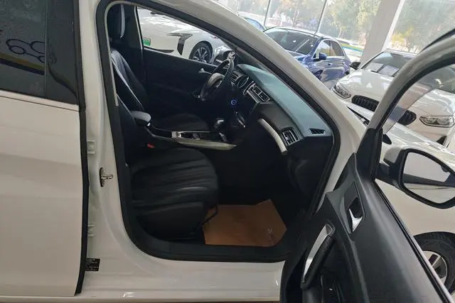 Peugeot Peugeot 408 360THP 10th Anniversary Edition