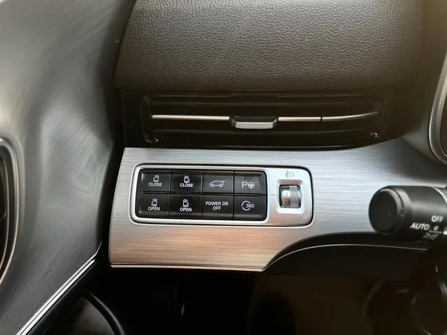 Roewe Roewe iMAX8 400TGI Travel Exclusive Edition for Major customers