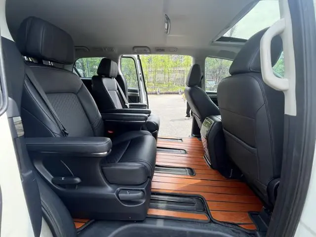 GAC Trumpchi M8 Lingxiu Series 390T Deluxe Edition