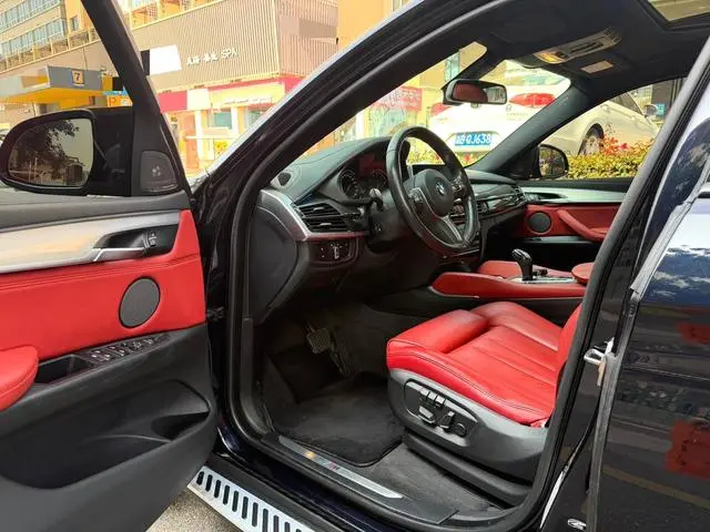 BMW BMW X6 xDrive35i M sports suit