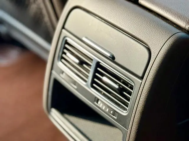 Volkswagen Touareg 3.0 TSI Yaoyue Edition