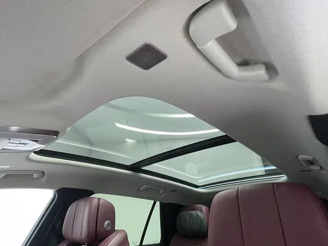 Hongqi Hongqi E-HS9 Facelifted 690km flag enjoy edition six-seater
